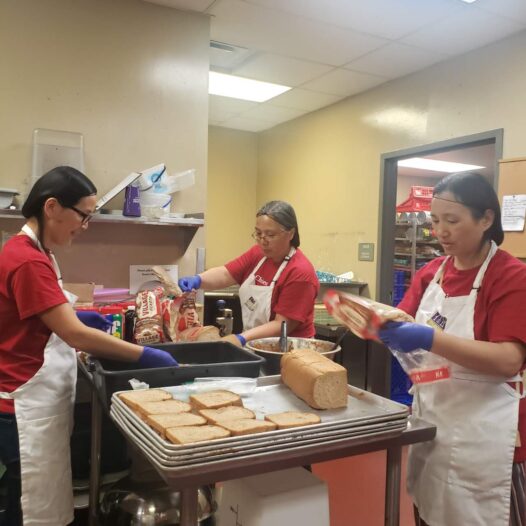 Homeless Shelter Lunch Volunteer Day